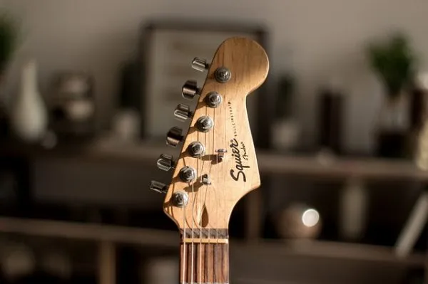 Image d'une tête de stratocaster